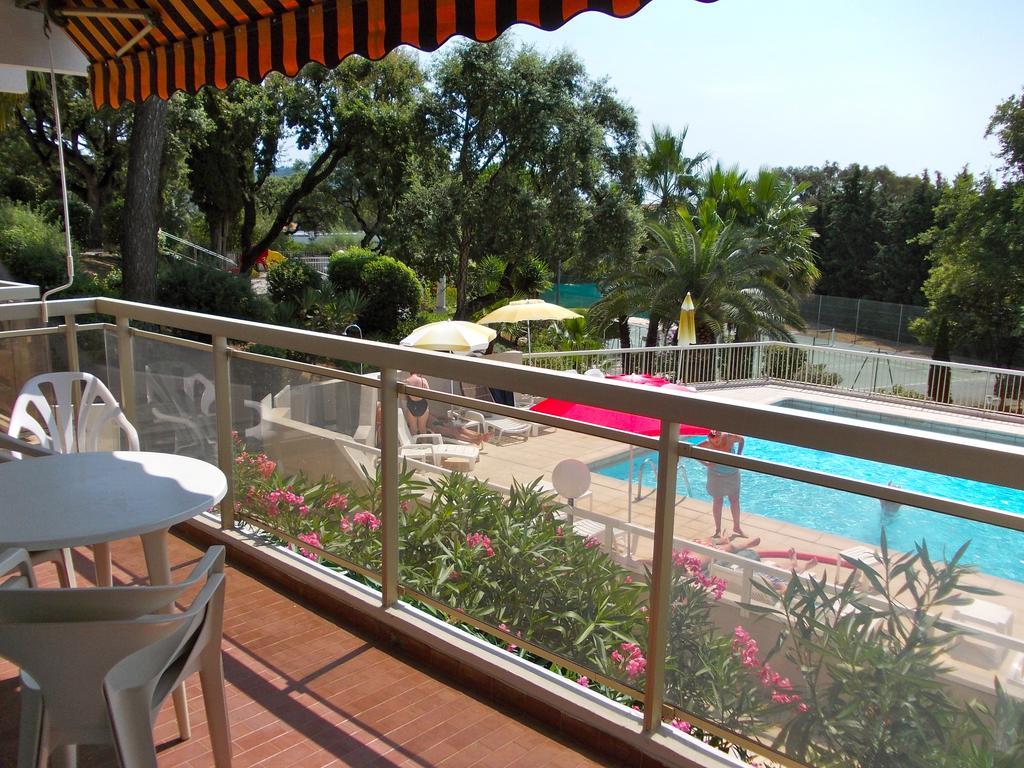 Apartamento Les Genevriers Cannes Habitación foto